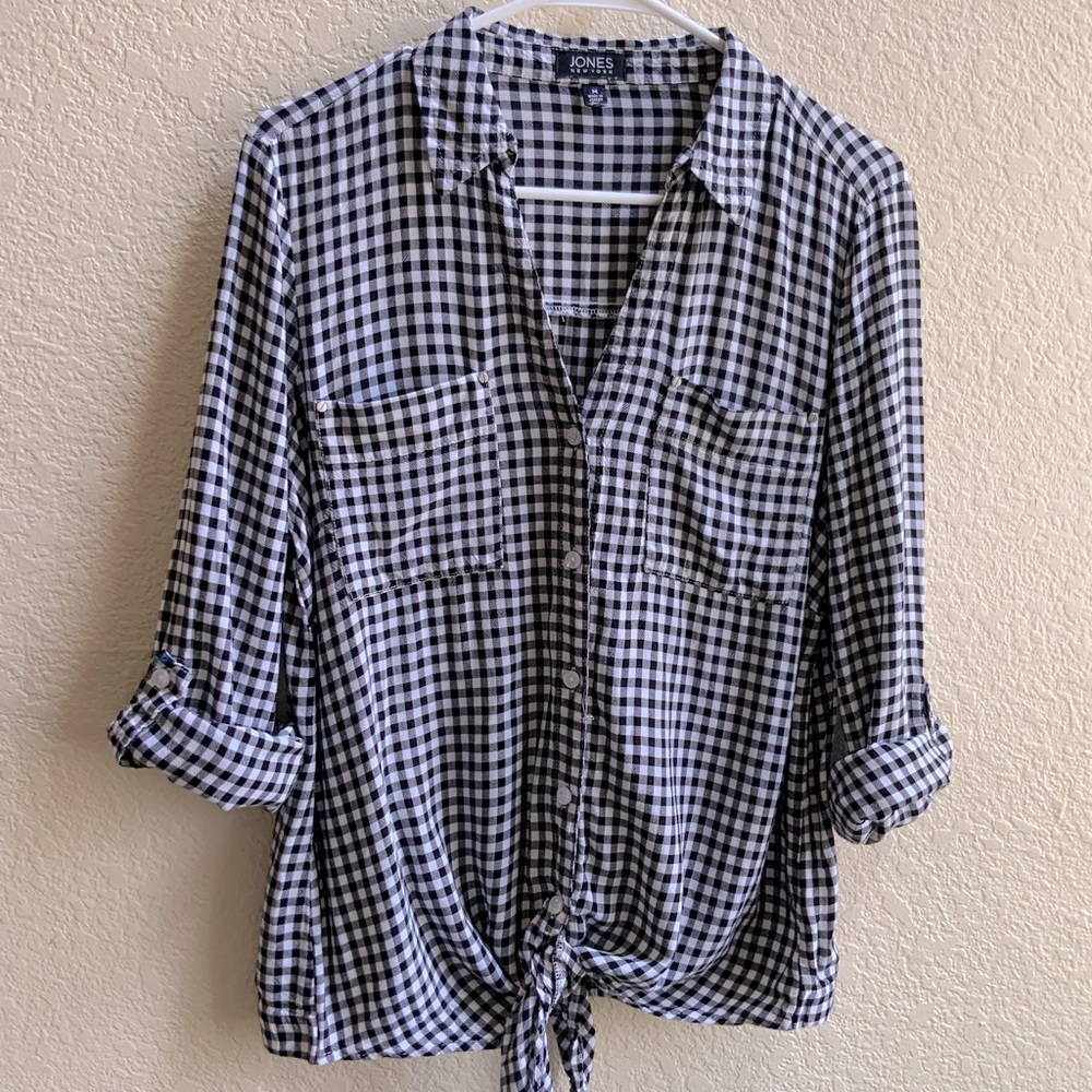 Front tie plaid button up V neck